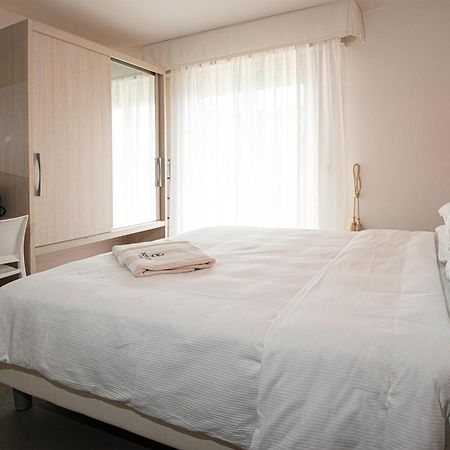 Hotel Savoy Caorle Buitenkant foto