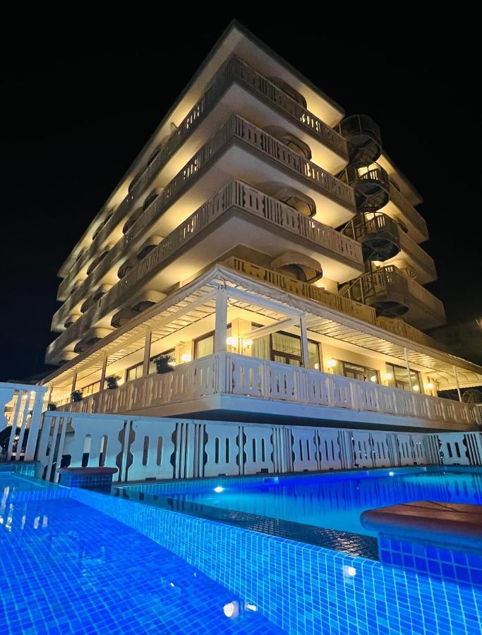 Hotel Savoy Caorle Buitenkant foto