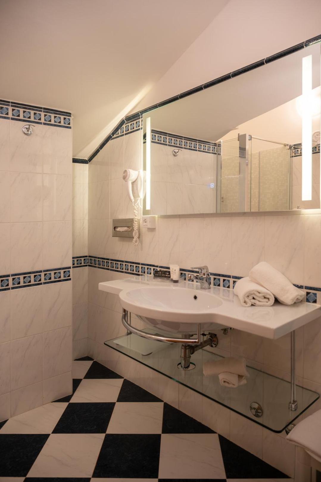 Hotel Savoy Caorle Buitenkant foto