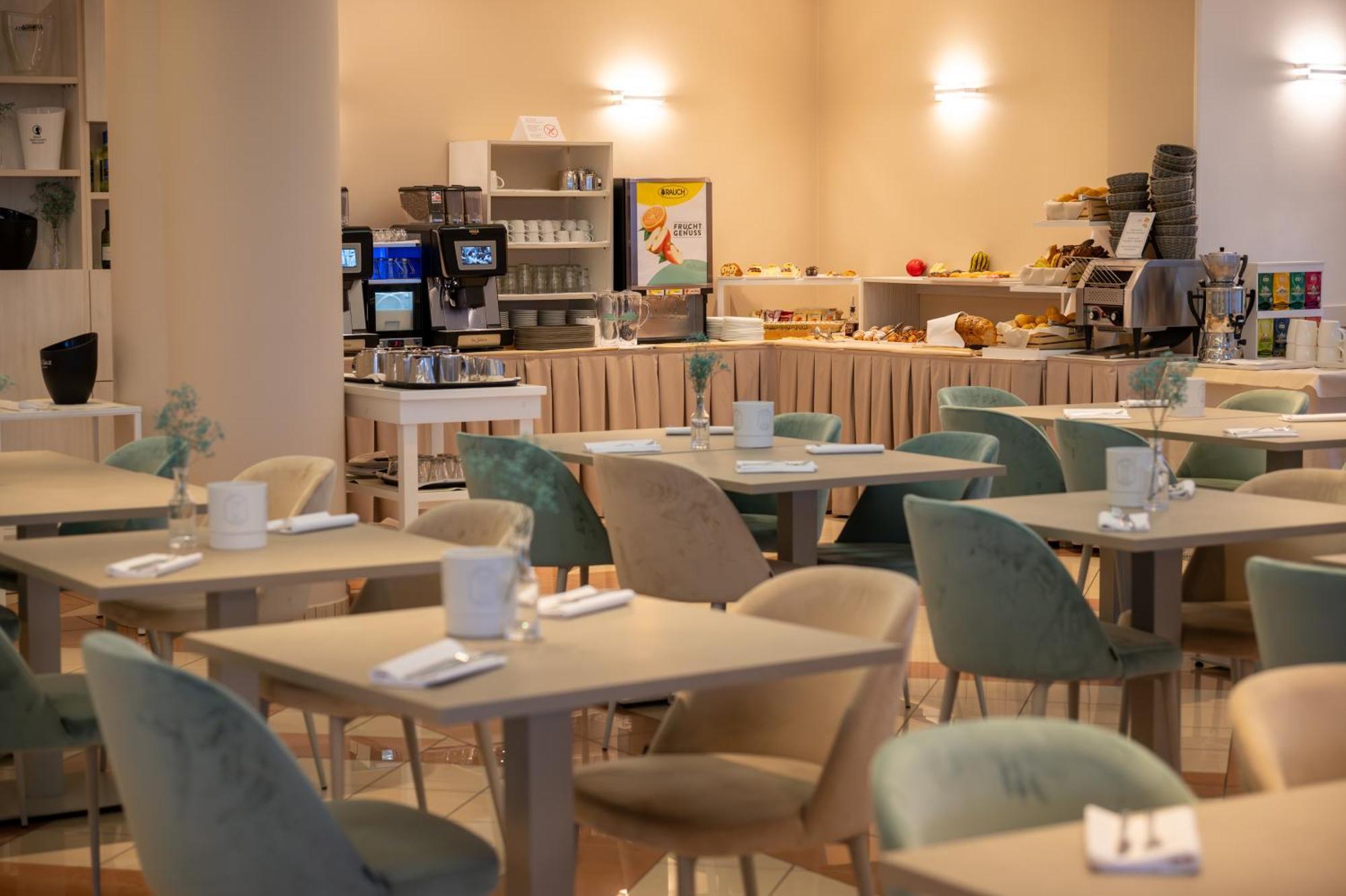 Hotel Savoy Caorle Buitenkant foto