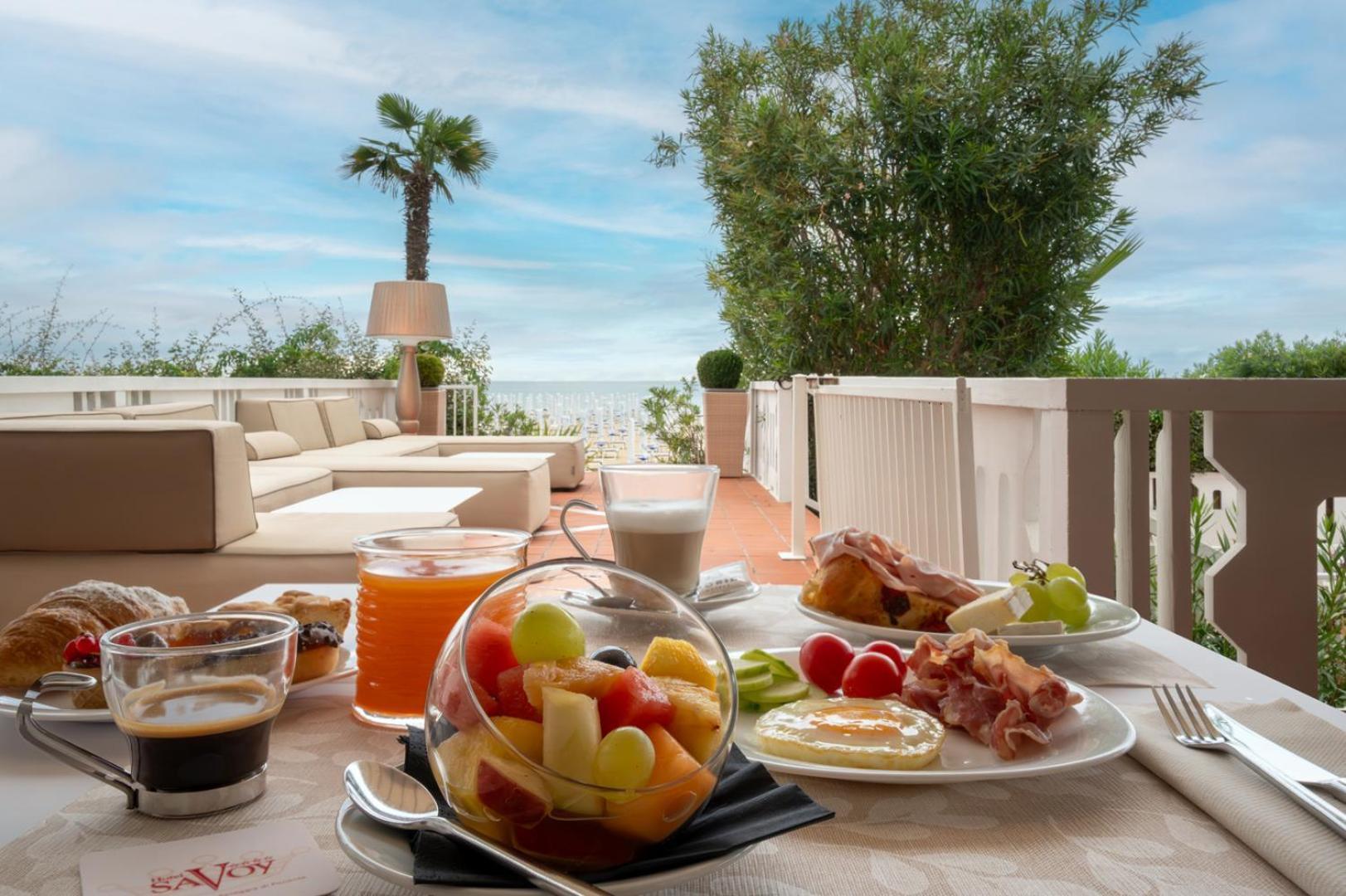 Hotel Savoy Caorle Buitenkant foto