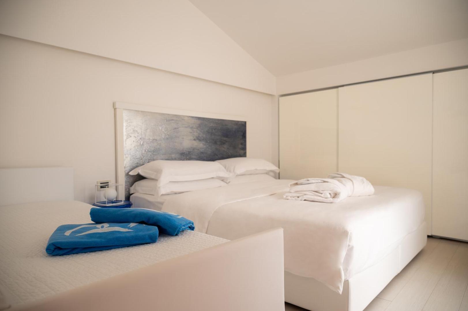 Hotel Savoy Caorle Buitenkant foto