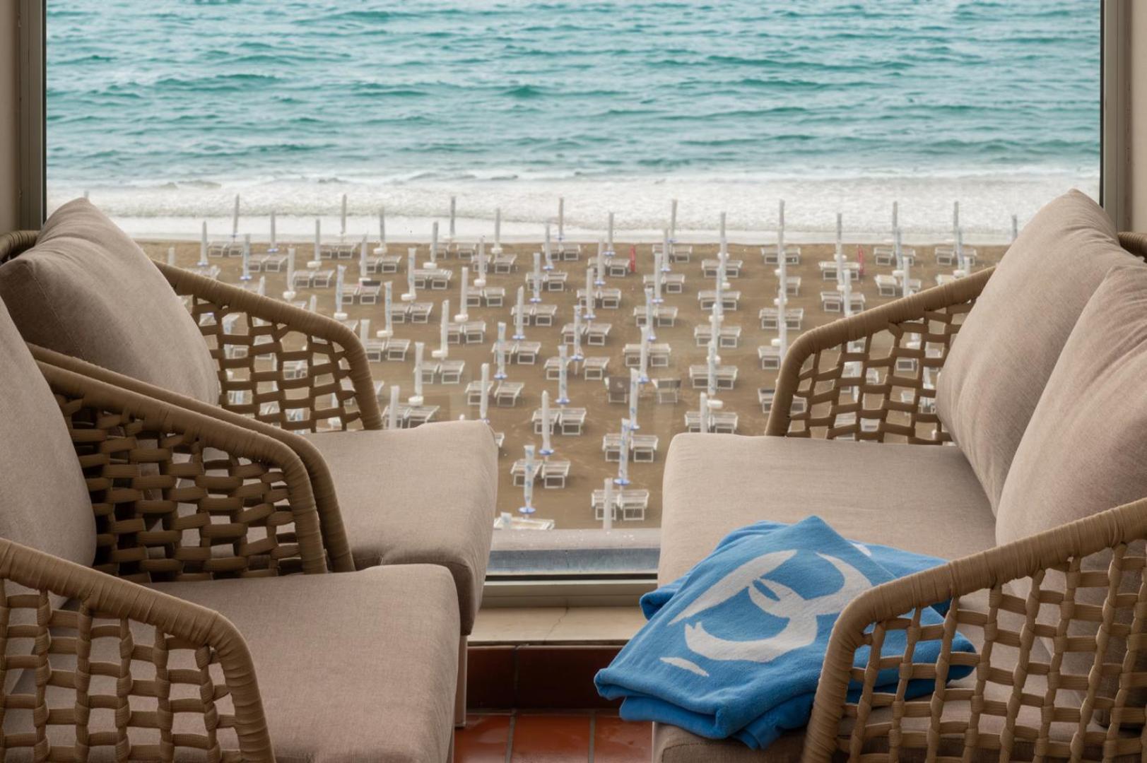 Hotel Savoy Caorle Buitenkant foto