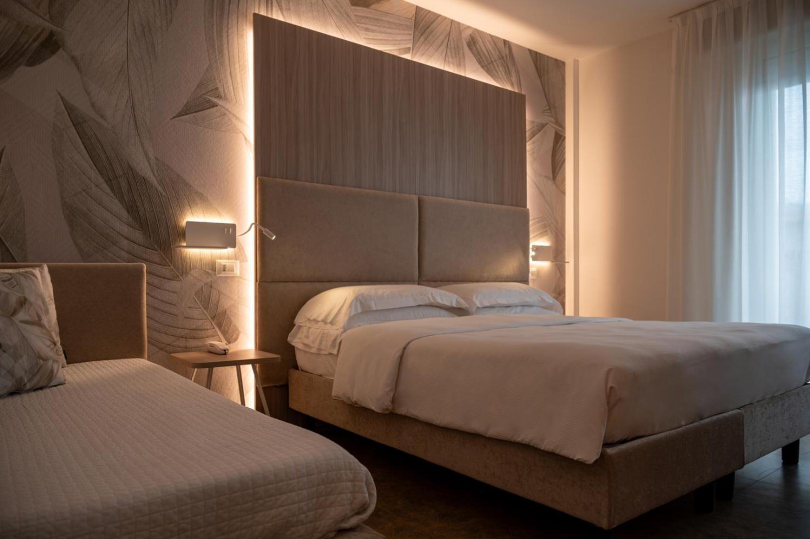 Hotel Savoy Caorle Buitenkant foto